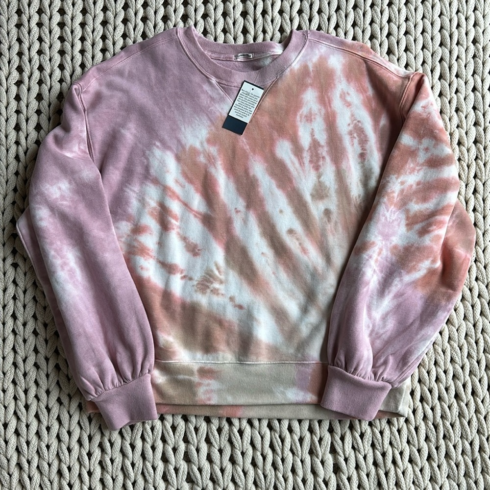 ABERCROMBIE & FITCH CREWNECK SWEATSHIRT GARMENT-DYED [M]